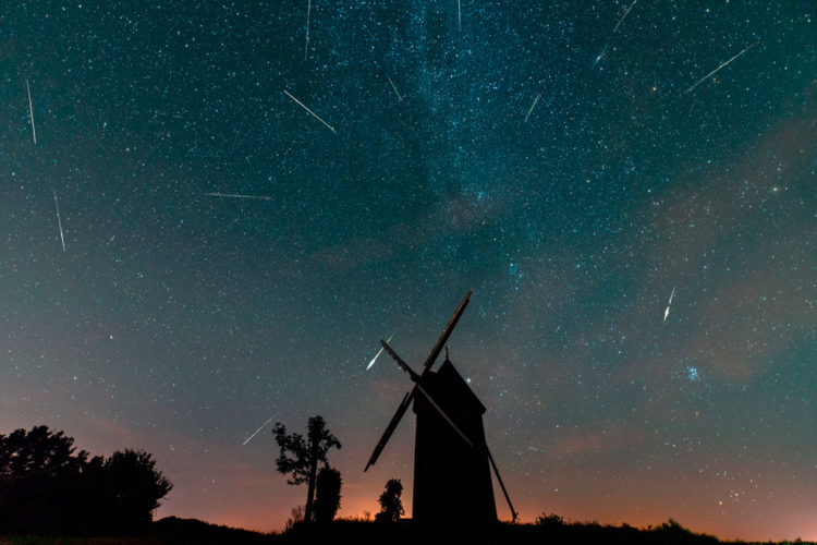 Observer les étoiles filantes des Perséides en 2024